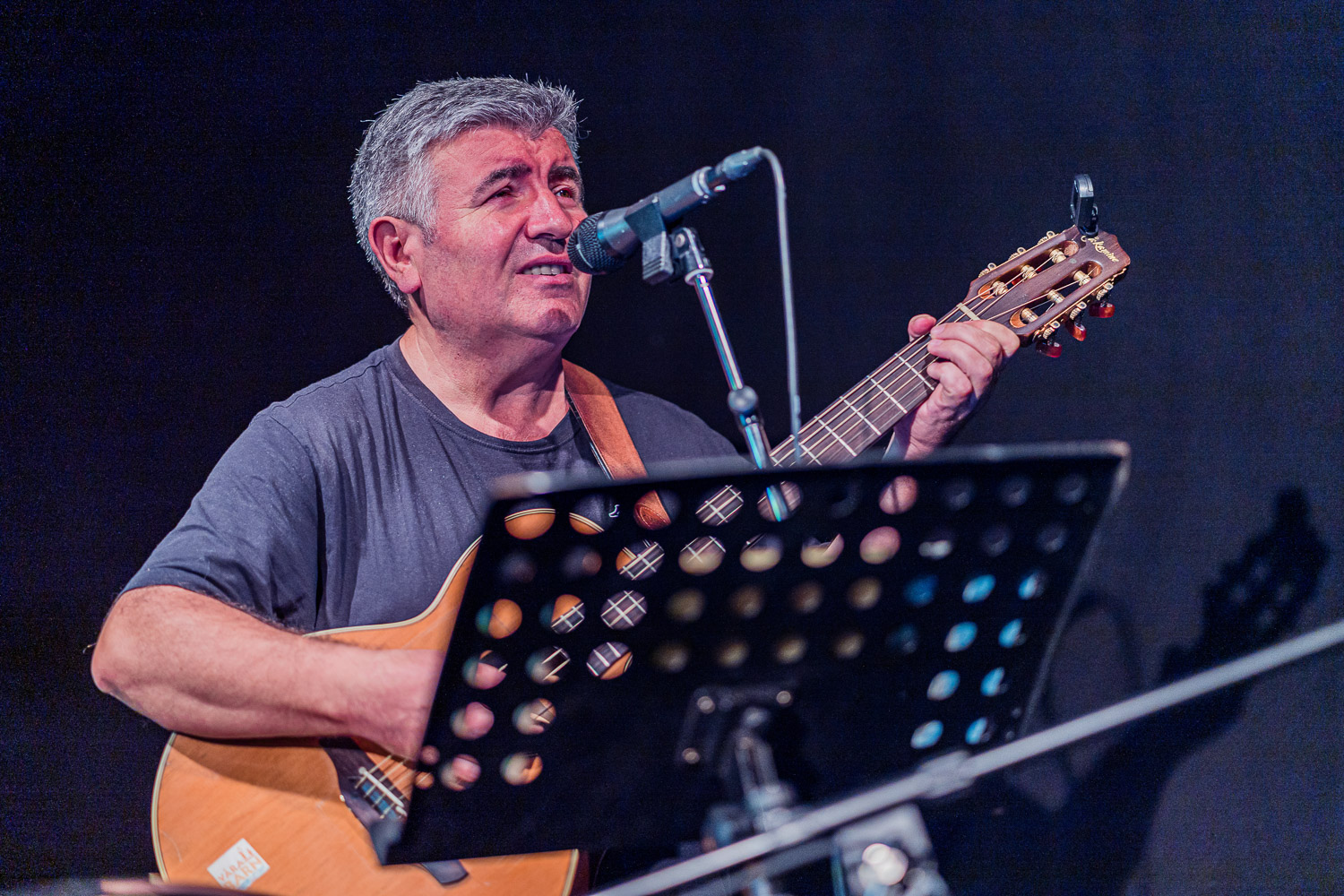 Fotograf Taro Ebihara - Marko Govorčin - Der Künstler und das Meer - Off Theater - 25.08.2021