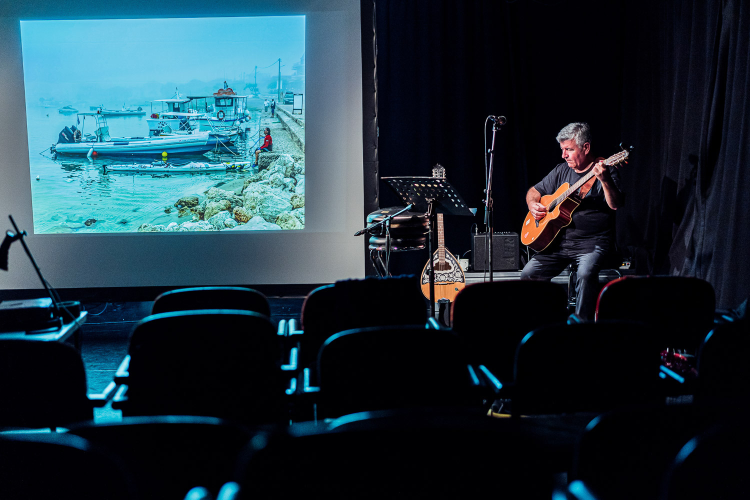 Fotograf Taro Ebihara - Marko Govorčin - Der Künstler und das Meer - Off Theater - 25.08.2021