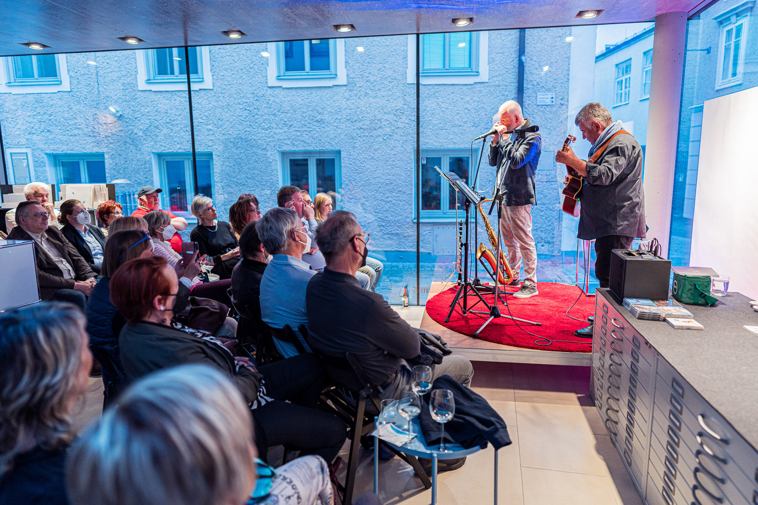 Fotograf Taro Ebihara - Marko Govorčin - Herb Berger - Charity Konzert - Galerie Ferner - 15.04.2022